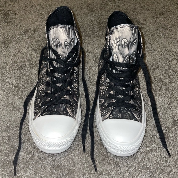 Converse Patterned High Top Sneakers - Picture 2 of 6